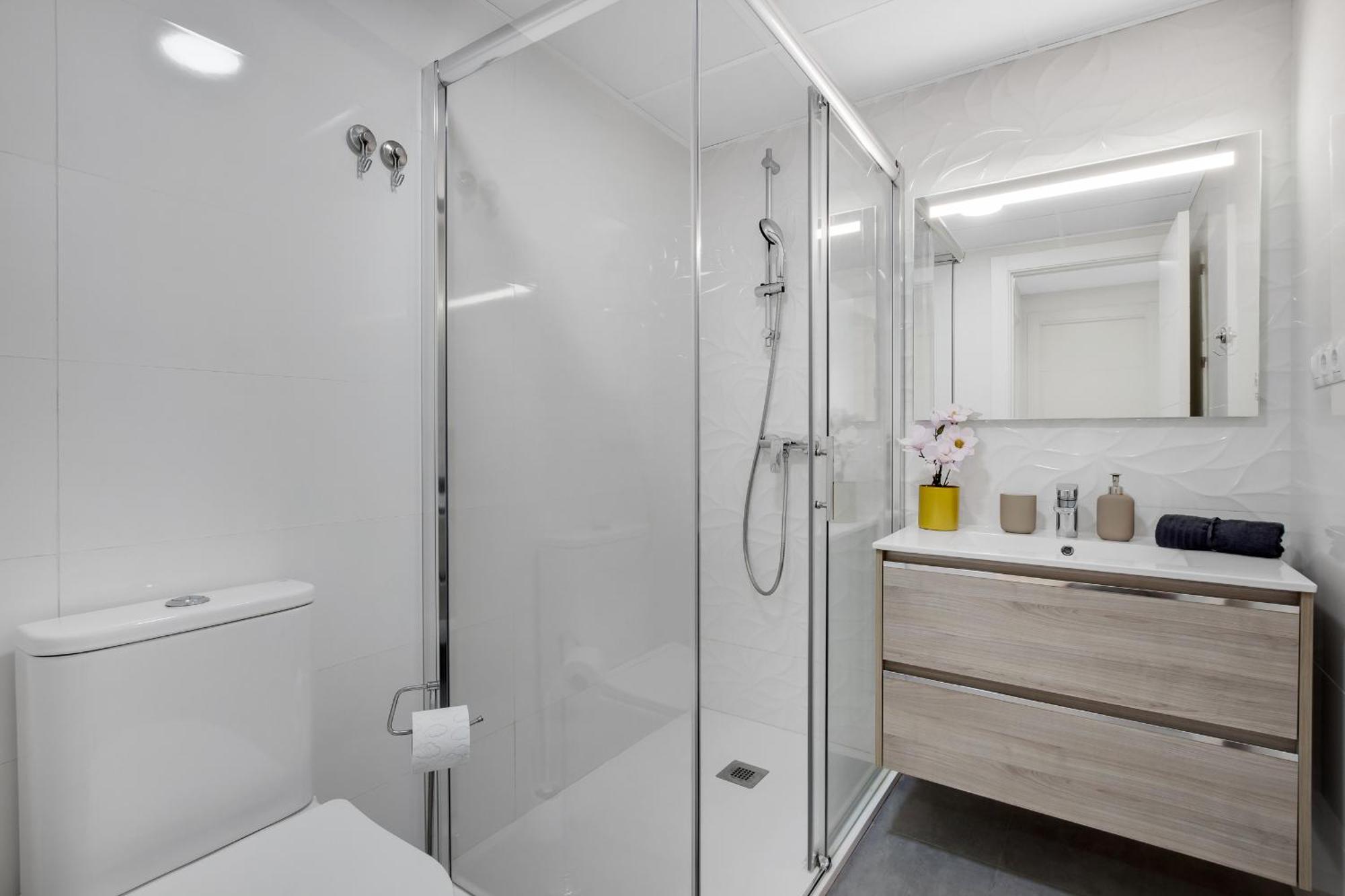 Apartamento The Charming Oasis! 2 Bedrooms - By Hellodomik